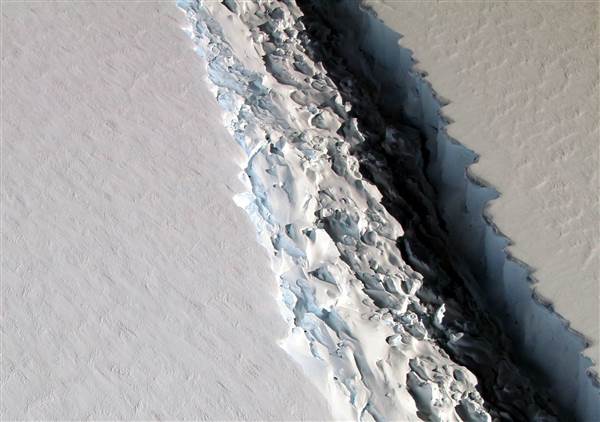 Iceberg Size of Delaware Poised to Break Off From Antarctica